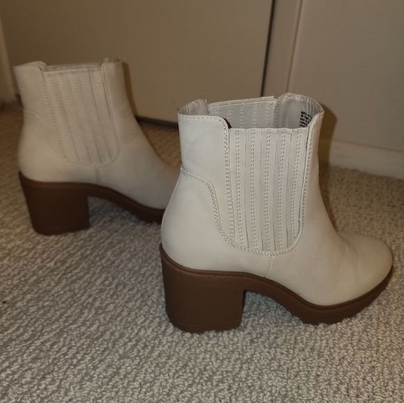 Water Resistant Faux Suede Bootie - Picture 7 of 7